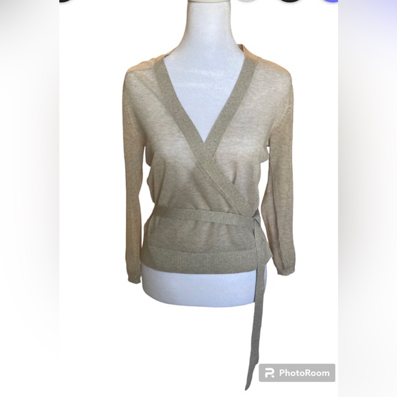 Ann Taylor Ballet Top, Size S - Picture 1 of 4